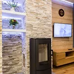 Spiacy Rycerz Apartman *