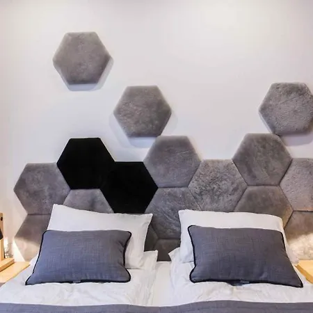 Spiacy Rycerz דירה זקופאנה